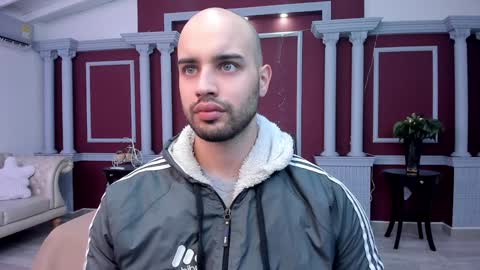 Cristobal Alzate online show from January 2025 11:13:02 AM