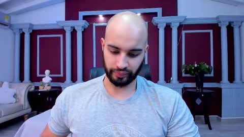 Cristobal Alzate online show from February 2025 10:59:02 AM