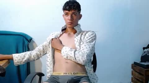 Snapshot of cristofer_hot98 chatting on January 2025 06:35:01 AM Cristofer online show from January 2025 06:35:01 AM