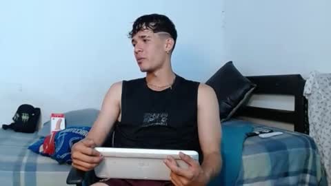 Snapshot of cristofer_hot98 chatting on February 2025 02:48:02 AM Cristofer online show from February 2025 02:48:02 AM