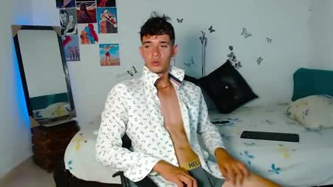 Snapshot of cristofer_hot98 chatting on February 2025 01:54:02 AM Cristofer online show from February 2025 01:54:02 AM