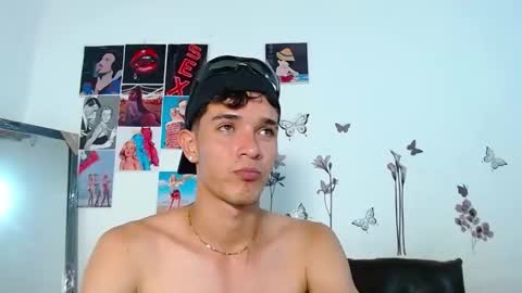 Snapshot of cristofer_hot98 chatting on February 2025 04:29:01 AM Cristofer online show from February 2025 04:29:01 AM