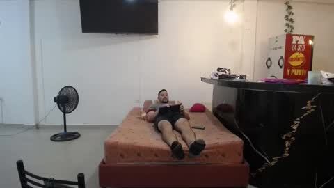 crisyoha4020 online show from October 2025 08:05:01 PM