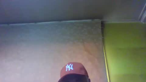 Snapshot of crmperez chatting on March 2025 09:57:01 PM crmperez online show from March 2025 09:57:01 PM