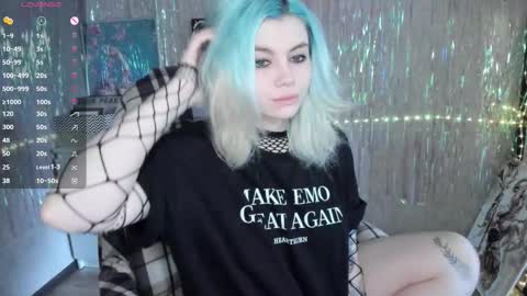 Snapshot of cryptobjgirlv2 chatting on October 2025 10:41:01 AM Lilith online show from October 2025 10:41:01 AM