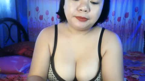 Snapshot of crystal_april chatting on January 2025 03:11:01 AM Crys online show from January 2025 03:11:01 AM