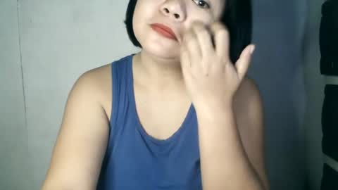 Snapshot of crystal_april chatting on January 2025 12:50:01 AM Crys online show from January 2025 12:50:01 AM
