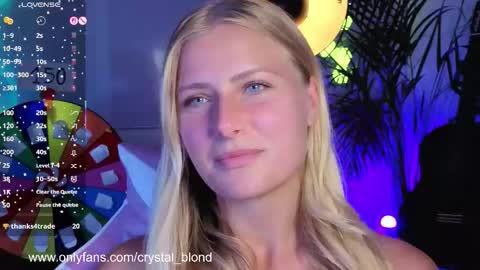 Crystal online show from September 2025 09:04:01 PM