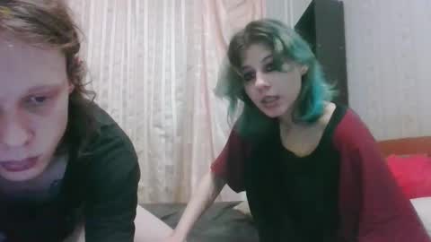 Snapshot of crystal_porn_love chatting on December 2024 09:33:01 PM Crystal and Marcl online show from December 2024 09:33:01 PM