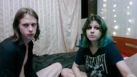 Snapshot of crystal_porn_love chatting on December 2024 11:42:01 PM Crystal and Marcl online show from December 2024 11:42:01 PM