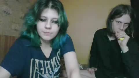 Snapshot of crystal_porn_love chatting on January 2025 12:00:01 AM Crystal and Marcl online show from January 2025 12:00:01 AM