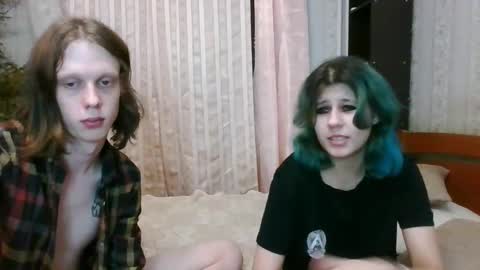 Snapshot of crystal_porn_love chatting on January 2025 06:16:02 PM Crystal and Marcl online show from January 2025 06:16:02 PM