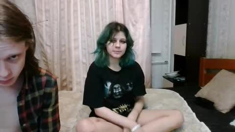 Snapshot of crystal_porn_love chatting on January 2025 01:43:01 AM Crystal and Marcl online show from January 2025 01:43:01 AM