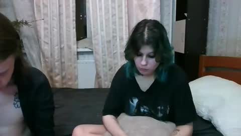 Snapshot of crystal_porn_love chatting on January 2025 05:26:02 AM Crystal and Marcl online show from January 2025 05:26:02 AM