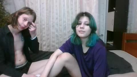 Snapshot of crystal_porn_love chatting on January 2025 04:41:02 AM Crystal and Marcl online show from January 2025 04:41:02 AM