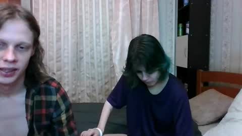 Snapshot of crystal_porn_love chatting on February 2025 09:04:01 PM Crystal and Marcl online show from February 2025 09:04:01 PM