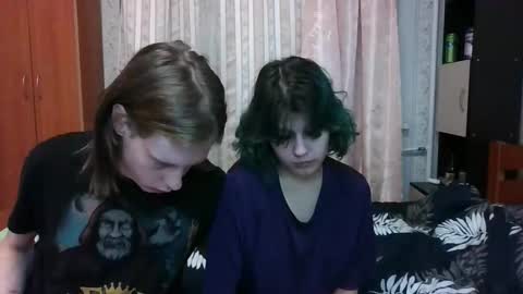 Snapshot of crystal_porn_love chatting on February 2025 11:24:01 PM Crystal and Marcl online show from February 2025 11:24:01 PM