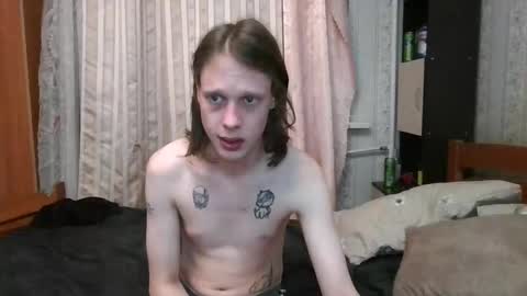 Snapshot of crystal_porn_love chatting on February 2025 01:32:01 AM Crystal and Marcl online show from February 2025 01:32:01 AM