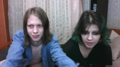 Snapshot of crystal_porn_love chatting on February 2025 10:26:02 PM Crystal and Marcl online show from February 2025 10:26:02 PM