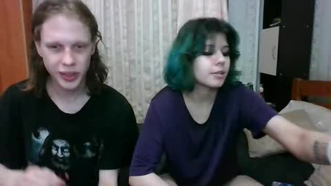 Snapshot of crystal_porn_love chatting on February 2025 07:35:02 PM Crystal and Marcl online show from February 2025 07:35:02 PM