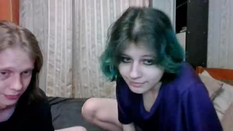 Snapshot of crystal_porn_love chatting on March 2025 04:42:02 PM Crystal and Marcl online show from March 2025 04:42:02 PM