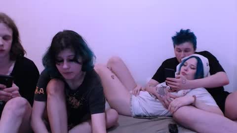 Snapshot of crystal_porn_love chatting on March 2025 01:12:01 AM Crystal and Marcl online show from March 2025 01:12:01 AM