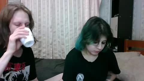 Snapshot of crystal_porn_love chatting on March 2025 01:01:02 AM Crystal and Marcl online show from March 2025 01:01:02 AM