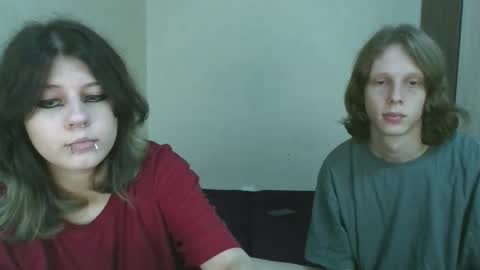 Snapshot of crystal_porn_love chatting on October 2025 12:49:02 AM Crystal and Marcl online show from October 2025 12:49:02 AM