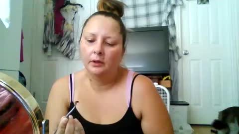 crystalbarbie214 online show from September 2025 04:07:01 PM