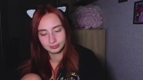 Snapshot of crystallkris chatting on November 2025 12:34:02 AM Kristina online show from November 2025 12:34:02 AM