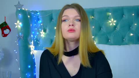 Snapshot of crystallyons chatting on December 2024 04:09:02 PM Crystal online show from December 2024 04:09:02 PM