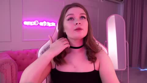 Snapshot of crystallyons chatting on February 2025 06:47:02 AM Crystal online show from February 2025 06:47:02 AM