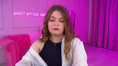 Snapshot of crystallyons chatting on October 2025 06:06:01 PM Crystal online show from October 2025 06:06:01 PM