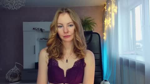 Alexia online show from December 2024 07:08:01 AM