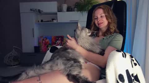 Alexia online show from December 2024 02:46:02 PM