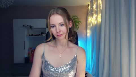 Alexia online show from December 2024 02:15:01 PM