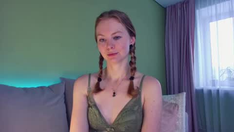 Alexia online show from February 2025 06:46:02 AM