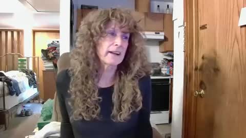 Snapshot of cumfornikki chatting on December 2024 04:30:01 PM Nikki online show from December 2024 04:30:01 PM