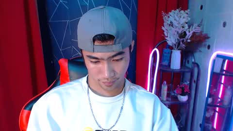 Snapshot of cumhavefun25 chatting on December 2024 12:16:01 AM ask me online show from December 2024 12:16:01 AM