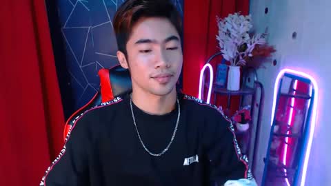 Snapshot of cumhavefun25 chatting on December 2024 06:42:02 PM ask me online show from December 2024 06:42:02 PM