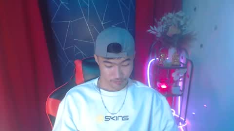 Snapshot of cumhavefun25 chatting on February 2025 03:35:01 PM ask me online show from February 2025 03:35:01 PM