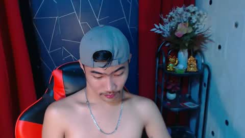 Snapshot of cumhavefun25 chatting on February 2025 06:21:02 PM ask me online show from February 2025 06:21:02 PM