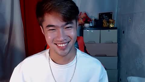 Snapshot of cumhavefun25 chatting on October 2025 06:23:01 PM ask me online show from October 2025 06:23:01 PM