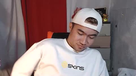 Snapshot of cumhavefun25 chatting on October 2025 10:12:01 PM ask me online show from October 2025 10:12:01 PM