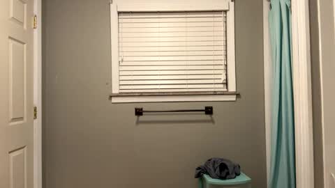 Snapshot of cumking51 chatting on February 2025 04:00:02 AM ConCon online show from February 2025 04:00:02 AM