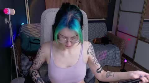 Snapshot of cumpotikeve chatting on October 2025 03:14:02 AM CUMpotikEve online show from October 2025 03:14:02 AM