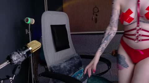 Snapshot of cumpotikeve chatting on October 2025 01:25:02 AM CUMpotikEve online show from October 2025 01:25:02 AM