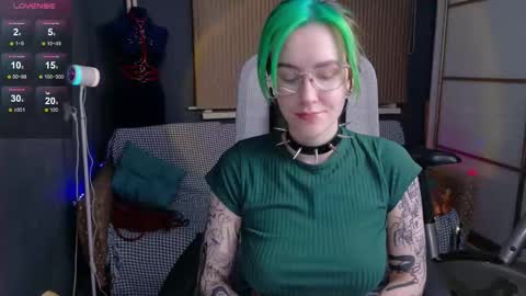 Snapshot of cumpotikeve chatting on October 2025 02:45:02 AM CUMpotikEve online show from October 2025 02:45:02 AM