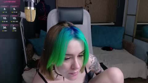 Snapshot of cumpotikeve chatting on October 2025 02:26:01 AM CUMpotikEve online show from October 2025 02:26:01 AM