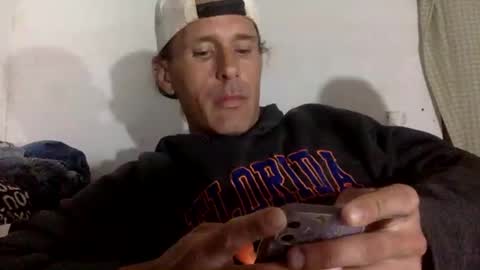 cumslutboi27 online show from March 2025 06:00:02 AM